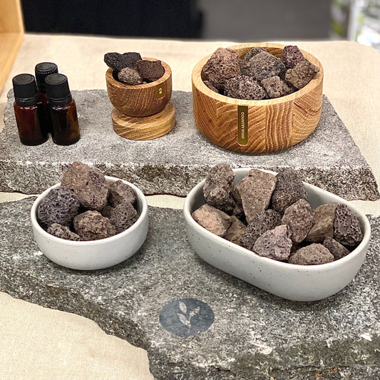 Volcanic Rock Botanical Essential Oil Diffuser - Ceramic - Le Botanist